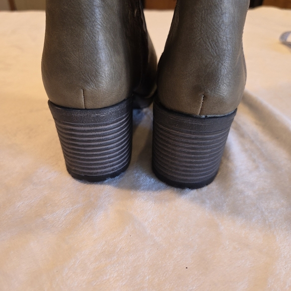 Knee High Boots Rue 21 Size Small 6/7 Womens Fall Fashion Winter - Picture 5 of 16